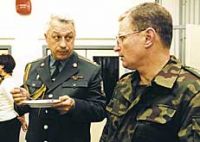 Vojenský a letecký přidělenec Ukrajiny plk. Lysenko a Polska plk. Budzyňsk